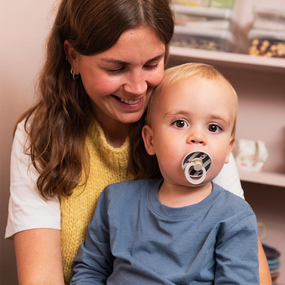 What are Common Newborn Social Cues: Essential Signs Every Parent Should Know