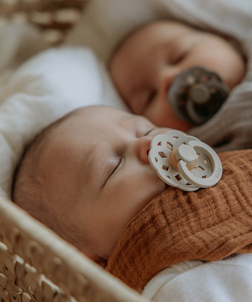Baby Sleep Companion Soothing Patter Hand voor het Baby Sleep Companion Soothing Patter Hand voor het