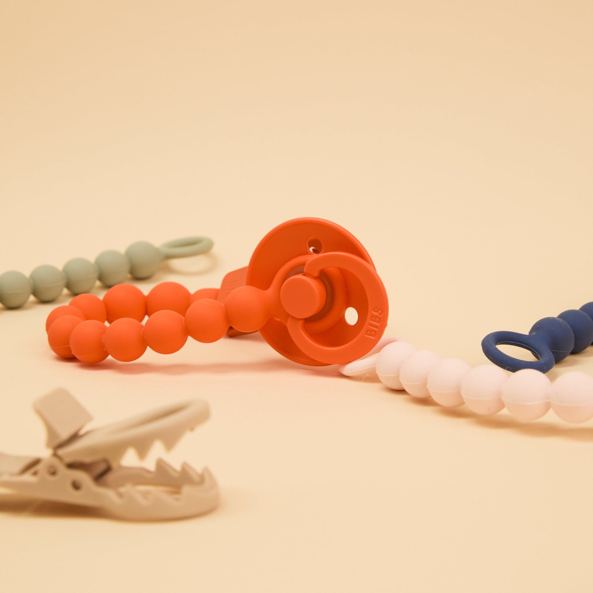 Pacifier Clip Beaded - Tango