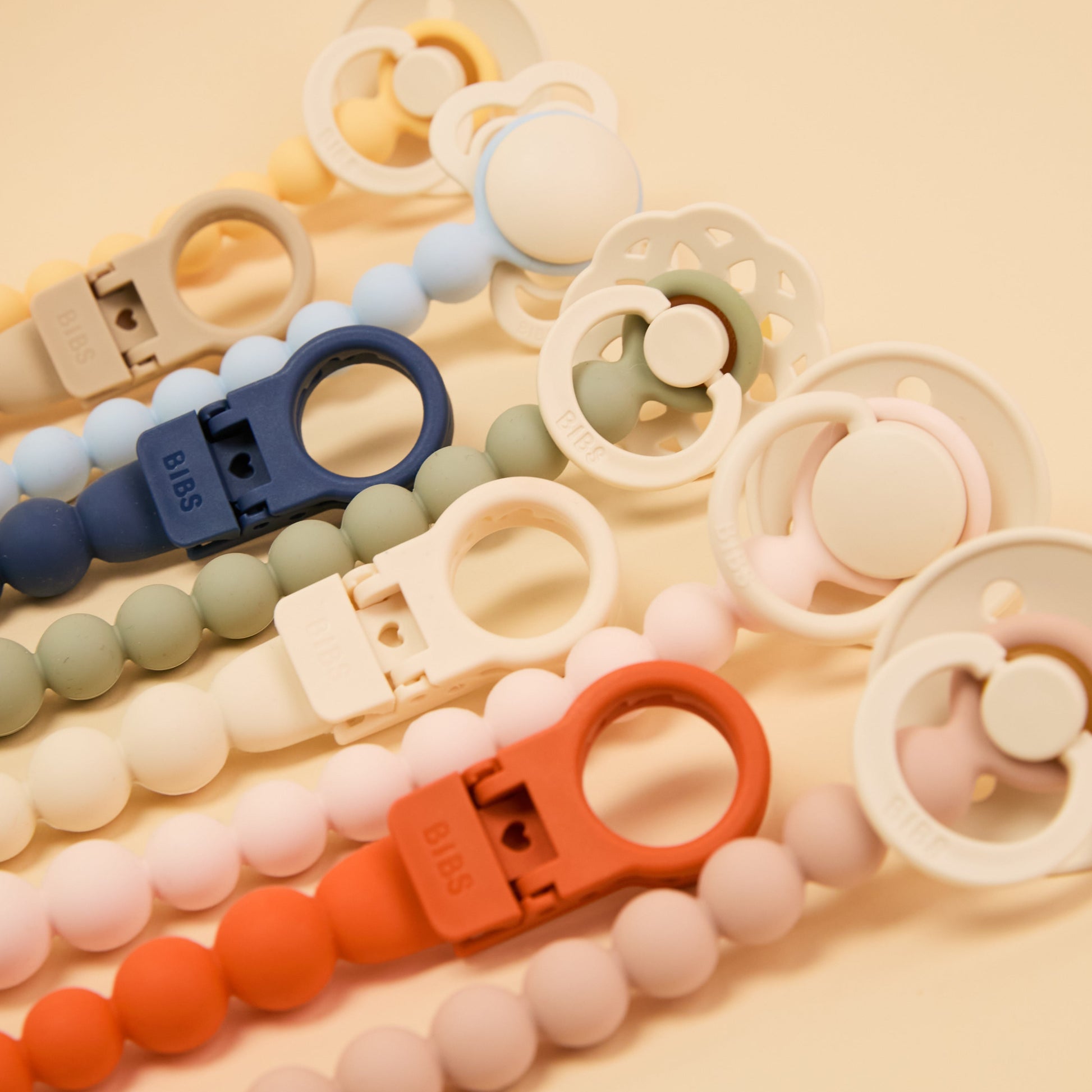 Pacifier Clip Beaded - Vanilla