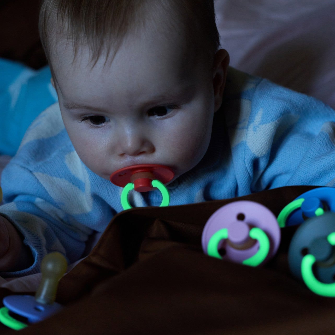 Colour GLOW Pacifier - Grape