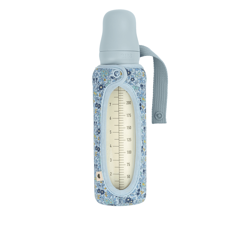 BIBS x LIBERTY Baby Bottle Sleeve Large - Chamomile Lawn Baby Blue